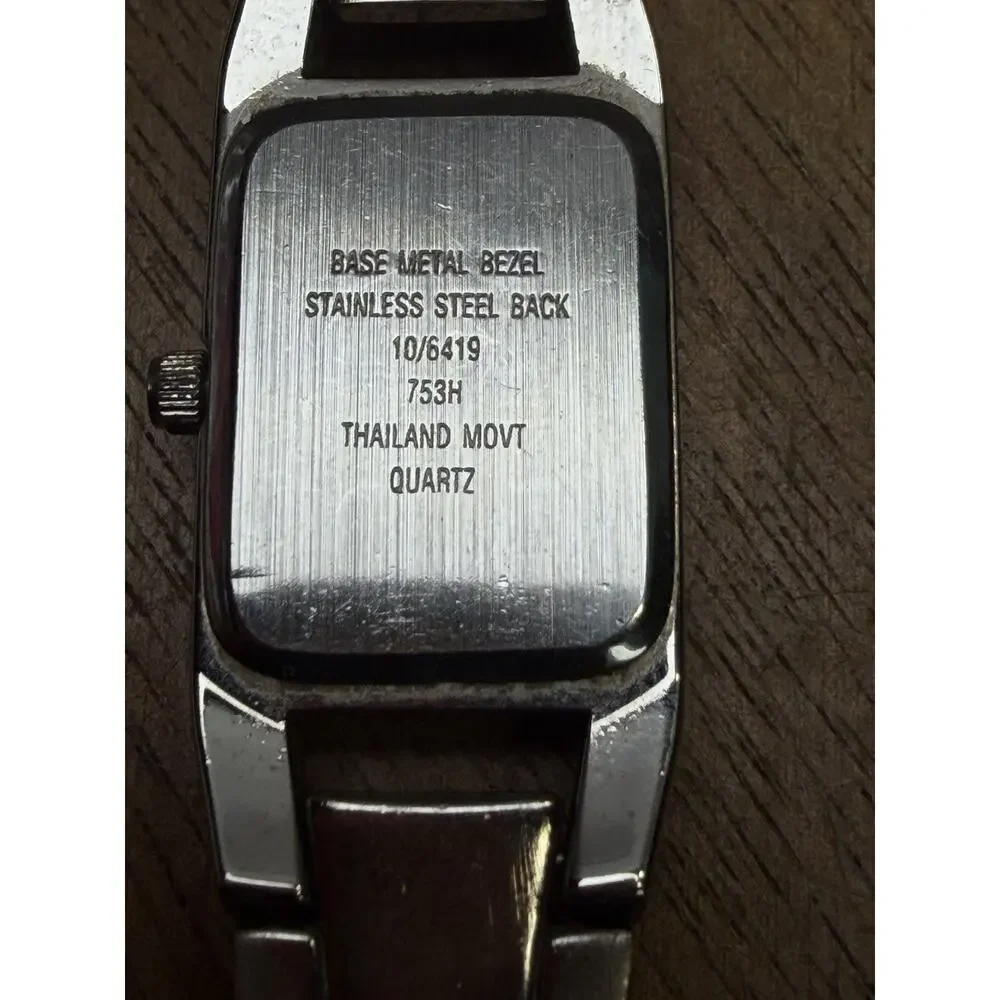 Anne Klein Women's Analog Watch Silver Toned Bracelet Band